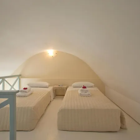Santorini Med Homes - Sunday Apartment Messaria (Santorini)