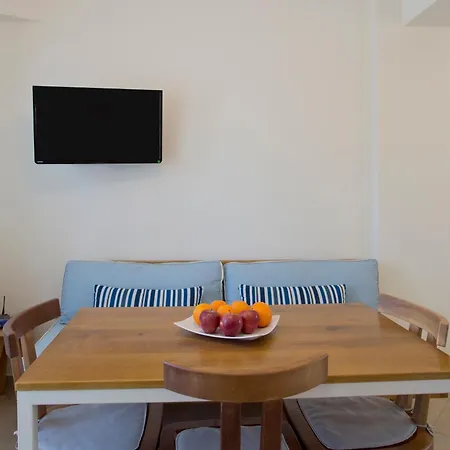 Santorini Med Homes - Sunday Apartment Messaria (Santorini)